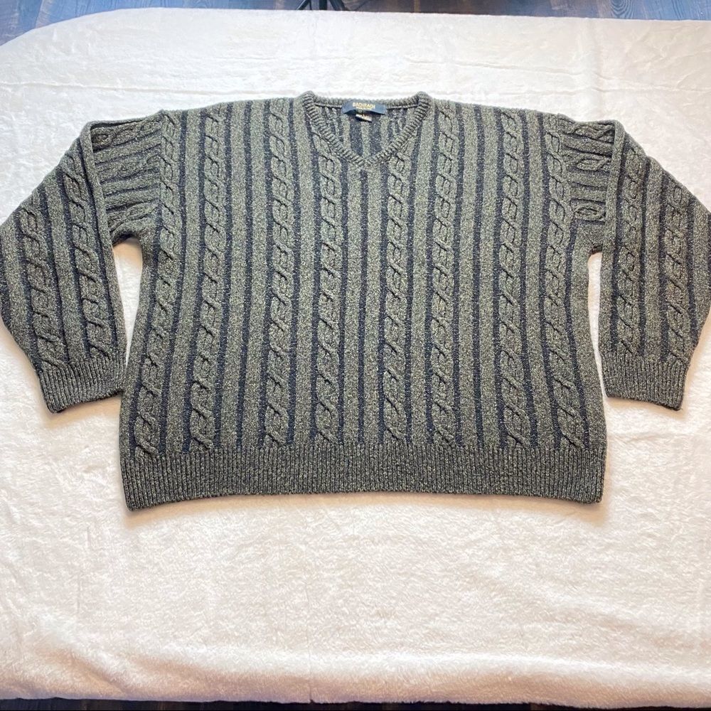Bachrach Cable Knit V-Neck Sweater Size Large